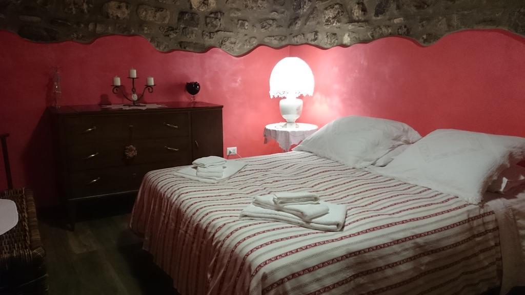 B&B Villa Damiani Бриндизи-ди-Монтанья Экстерьер фото