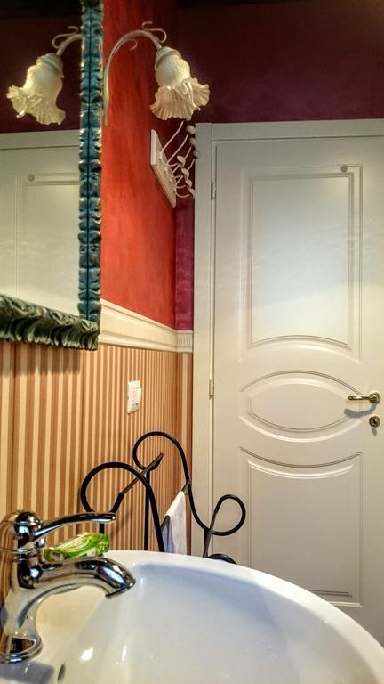 B&B Villa Damiani Бриндизи-ди-Монтанья Экстерьер фото