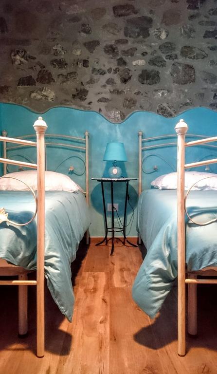 B&B Villa Damiani Бриндизи-ди-Монтанья Экстерьер фото
