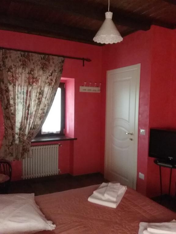 B&B Villa Damiani Бриндизи-ди-Монтанья Экстерьер фото